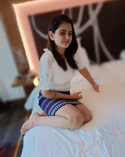 Escort Service In Kalamnuri